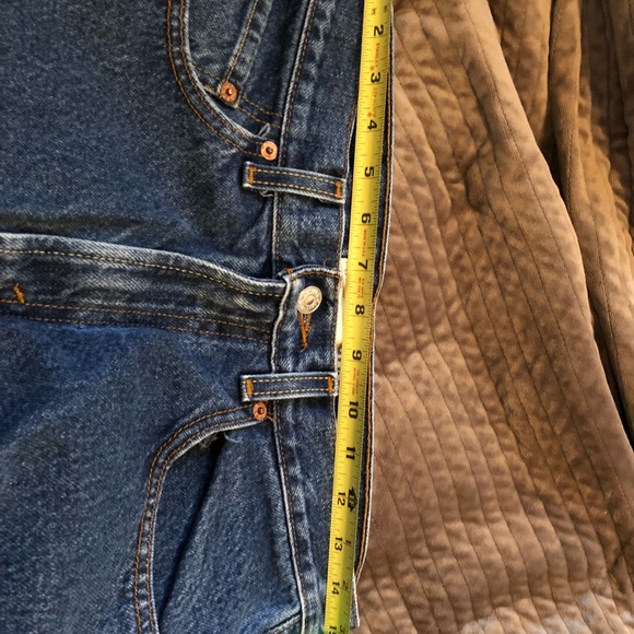 🚫SOLD🚫Super cute high waisted Levi’s shorts - Picture 7 of 7